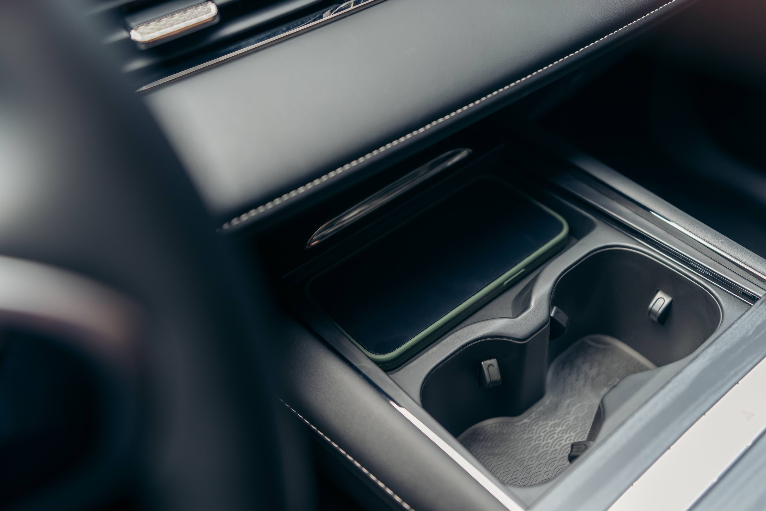 o5-shs-h_LC107204-scaled